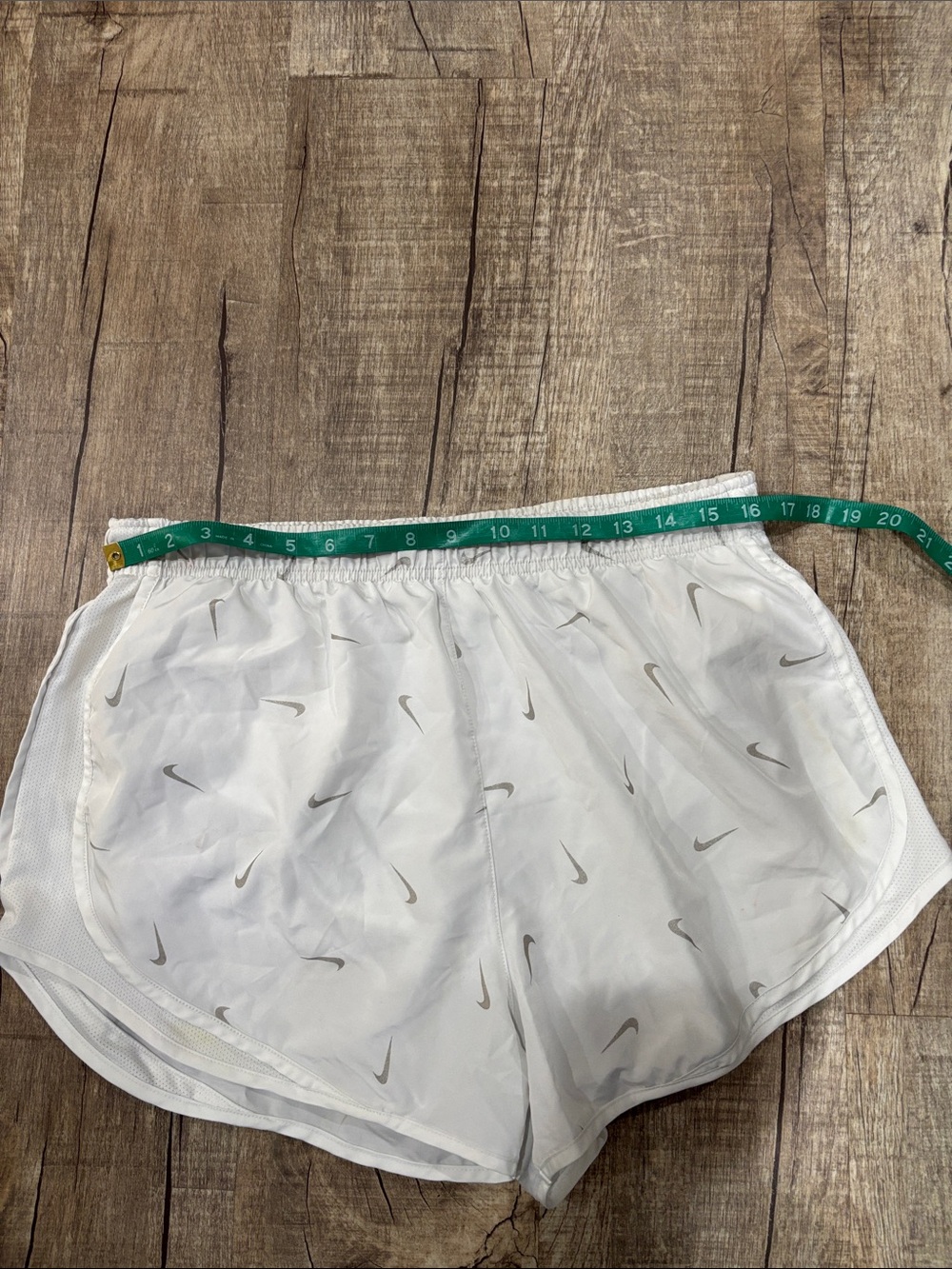 Nike White Athletic Running Shorts with Gray Swoosh Print Women’s XL - Picture 4 of 7